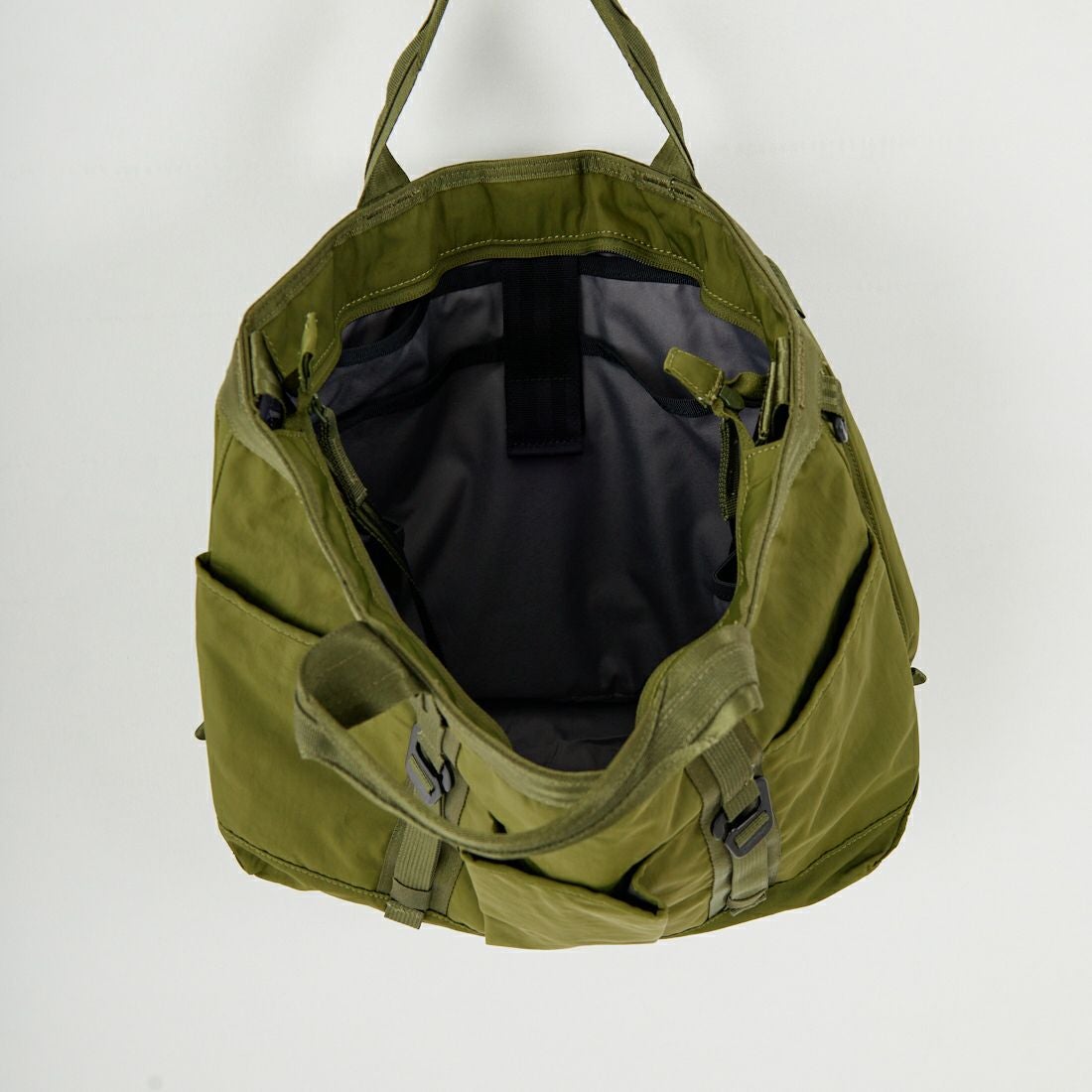 CHROME [クローム] グローサリートート メッセンジャーバッグ 15L [JP240] MOSS