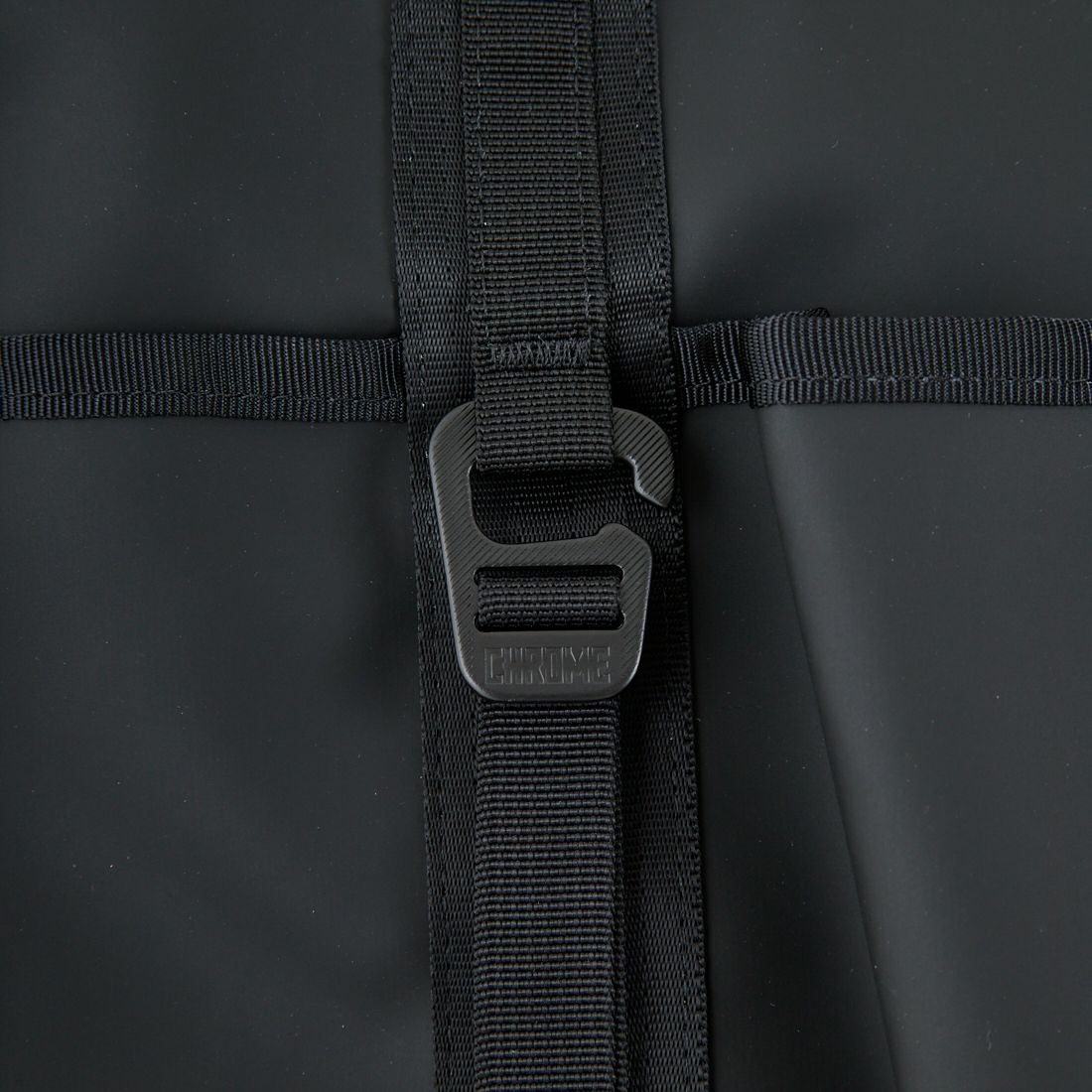 CHROME [クローム] グローサリートート メッセンジャーバッグ 15L [JP240] MTBK