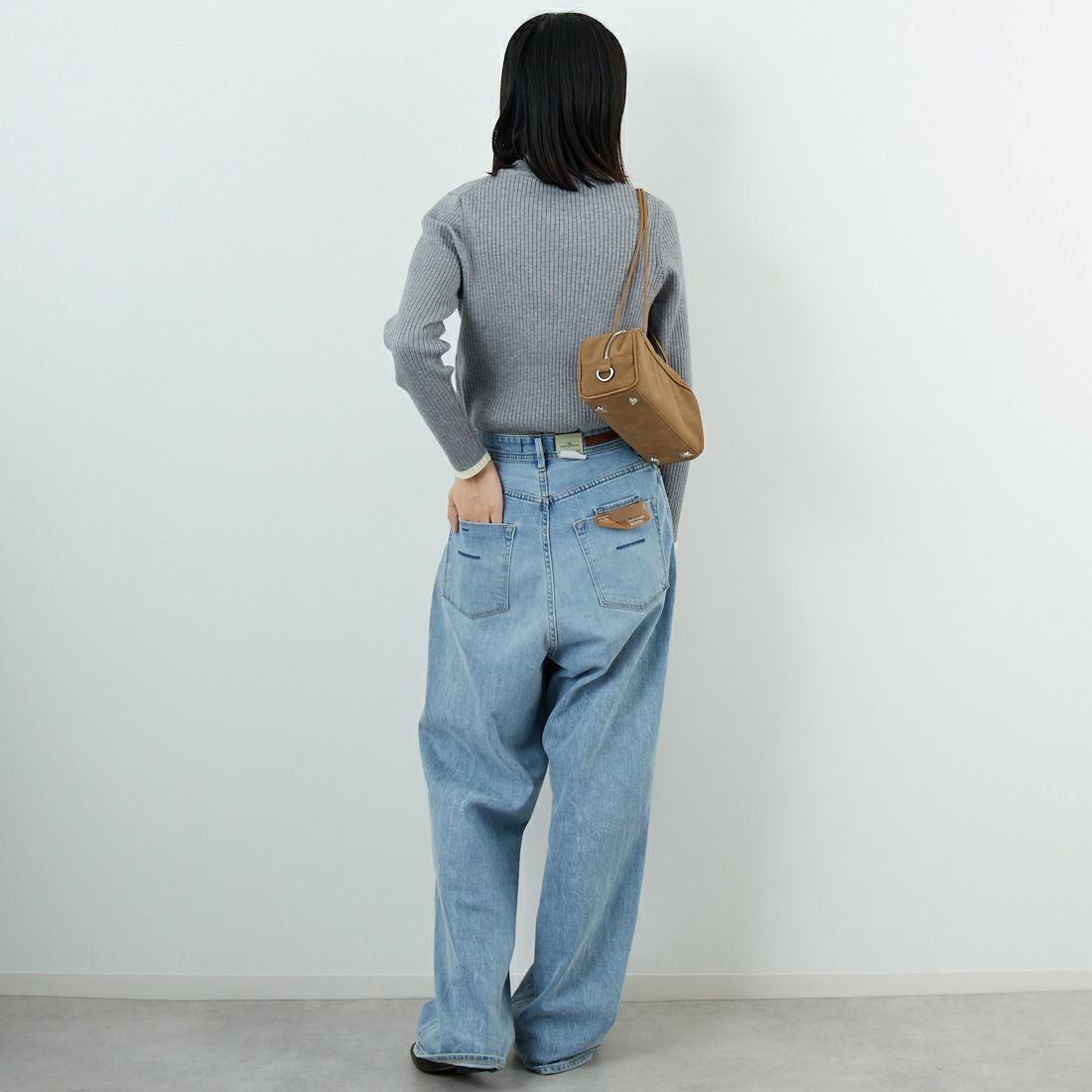 Jf Ready Made [ジェイエフレディメイド] モックネックニット [3106203] 821 ﾓｸｸﾞﾚｰ &&モデル身長：162cm 着用サイズ：F&&