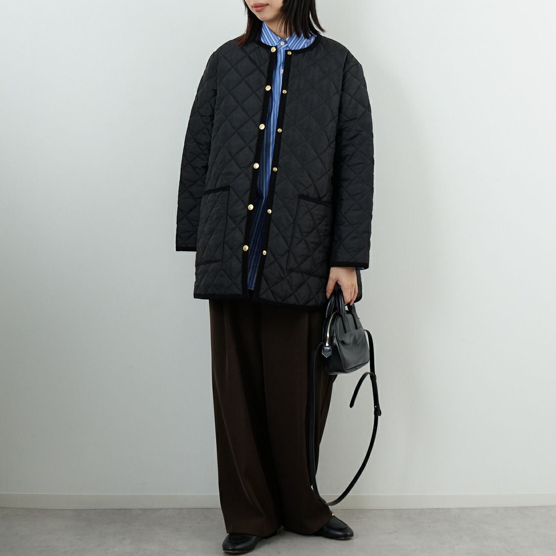 Traditional Weatherwear [トラディショナル ウェザーウェア] アークリー Aライン ミドル [L252APQCO0485AA] AA01 BK/BK &&モデル身長：162cm 着用サイズ：34&&