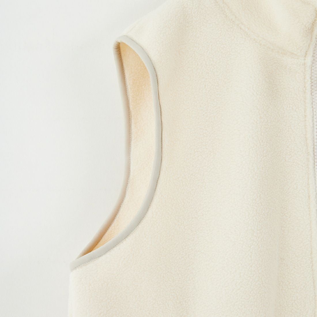 KELTY [ケルティ] 別注 フリース スタンドネックベスト [KE254W30IN02-JF] IVORY