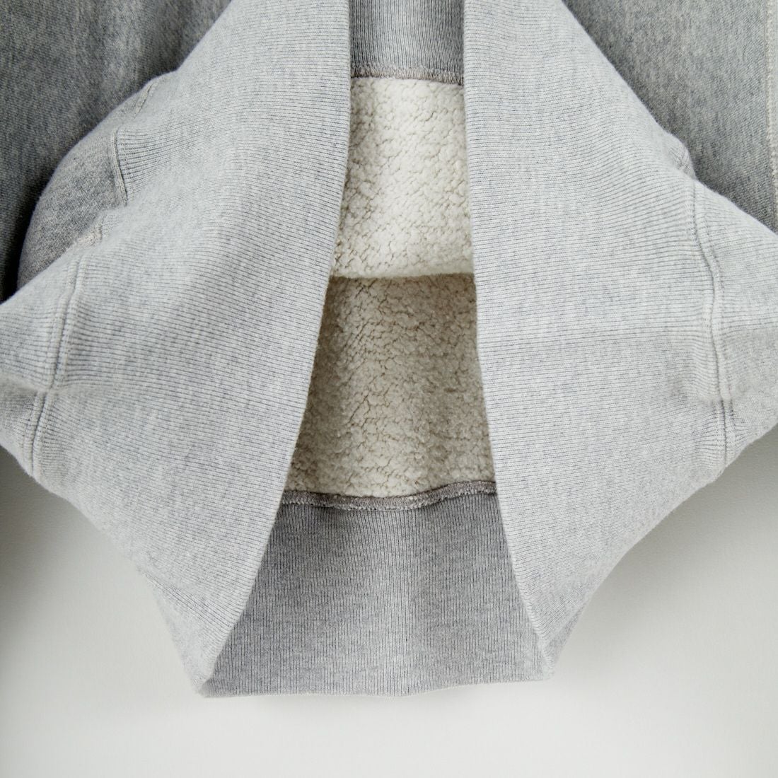 NEW VINTAGE GOLF [ニュービンテージゴルフ] SUNSURF×NVG アーミーゴルフスウェットシャツ [SSF-0419] GREY