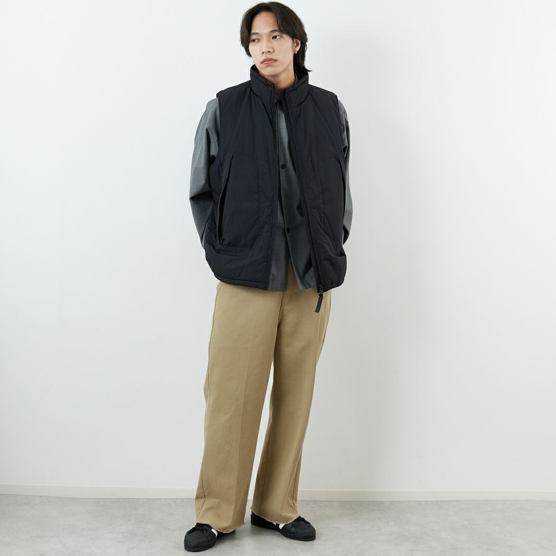 WILD THINGS [ワイルドシングス] モンスターベスト [WT25103SK] BLACK &&モデル身長：179cm 着用サイズ：L&&