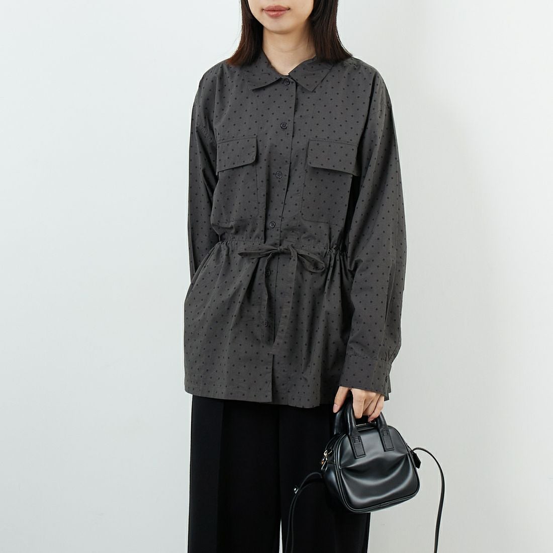 soil [ソイル] ドットコットンポプリン フラップポケットシャツ [NSL25531] 973M GY M. &&モデル身長：162cm 着用サイズ：2&&