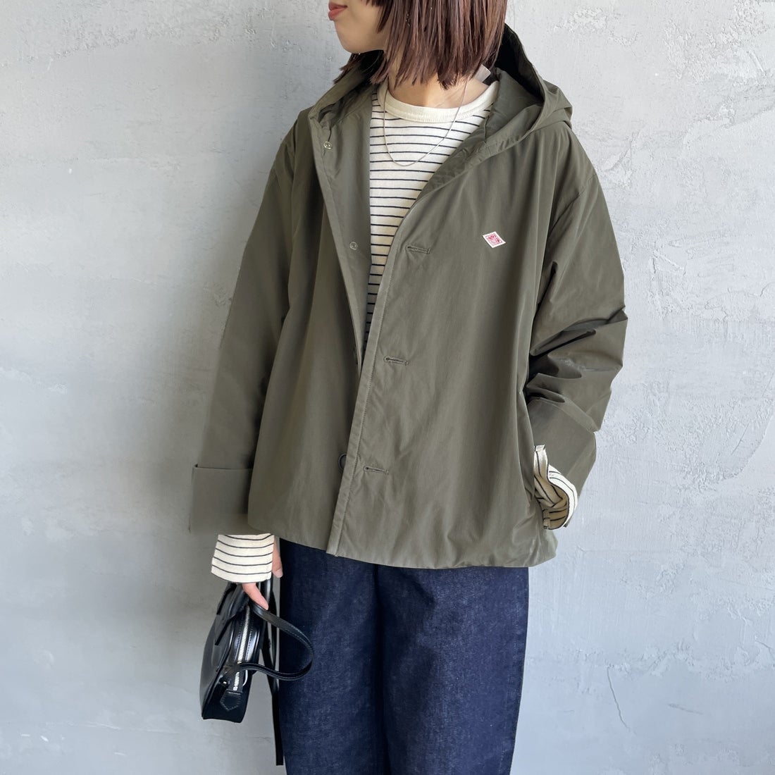 DANTON [ダントン] ピーチタフタ フーデッドジャケット [DT-A0673PNT] DEEP OLIVE &&モデル身長：160cm 着用サイズ：34&&
