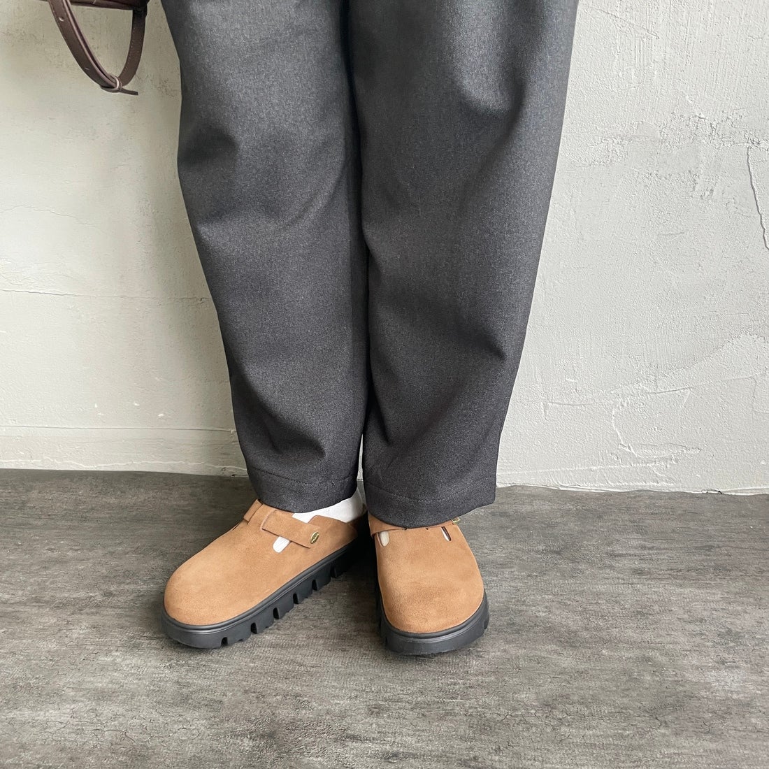 DANTON [ダントン] タックパンツ [DT-E0274FLP] DK.GRN GRY &&モデル身長：160cm 着用サイズ：36&&