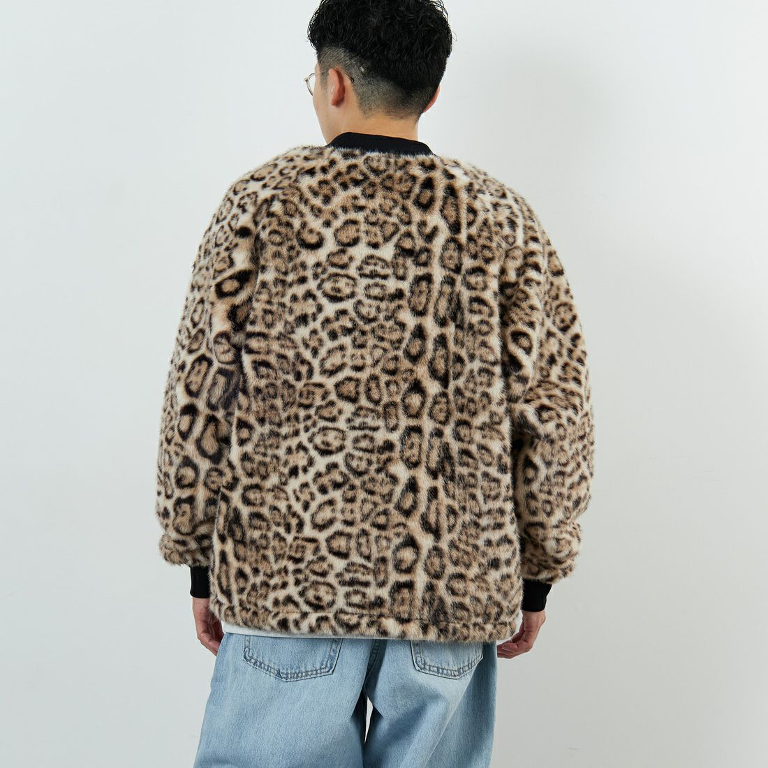 HELLO CALIF [ハローカリフ] ファーボンバーコーチジャケット [HC-254-057] LEOPARD &&モデル身長：168cm 着用サイズ：M&&