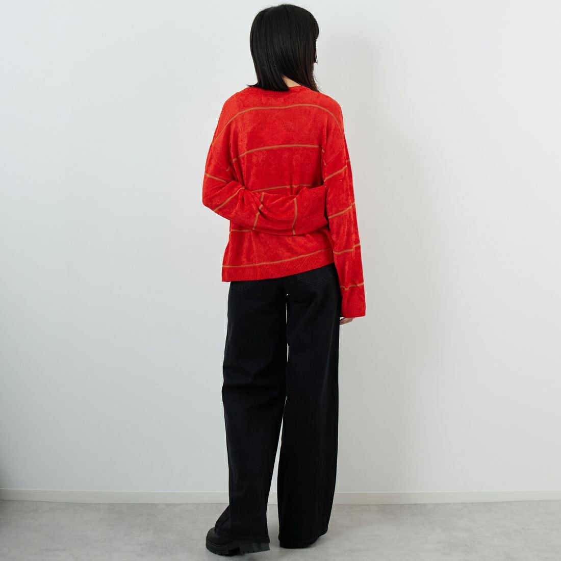 WHYTO. [ホワイト] ワイドボーダーニット [WHT25FKN4034] RED &&モデル身長：162cm 着用サイズ：F&&