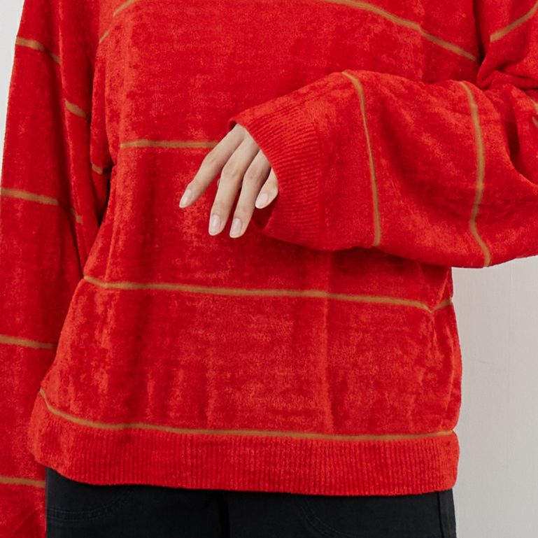 WHYTO. [ホワイト] ワイドボーダーニット [WHT25FKN4034] RED &&モデル身長：162cm 着用サイズ：F&&