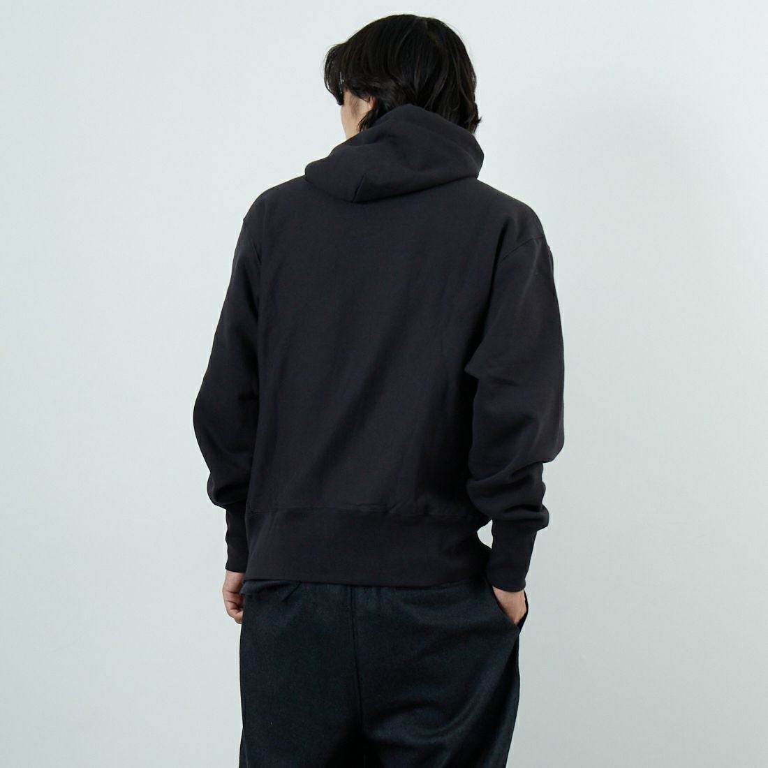 Health knit [ヘルスニット] ロッカーウェイト スウェットフーディ [HR25F-M152] INK BLACK &&モデル身長：179cm 着用サイズ：M&&