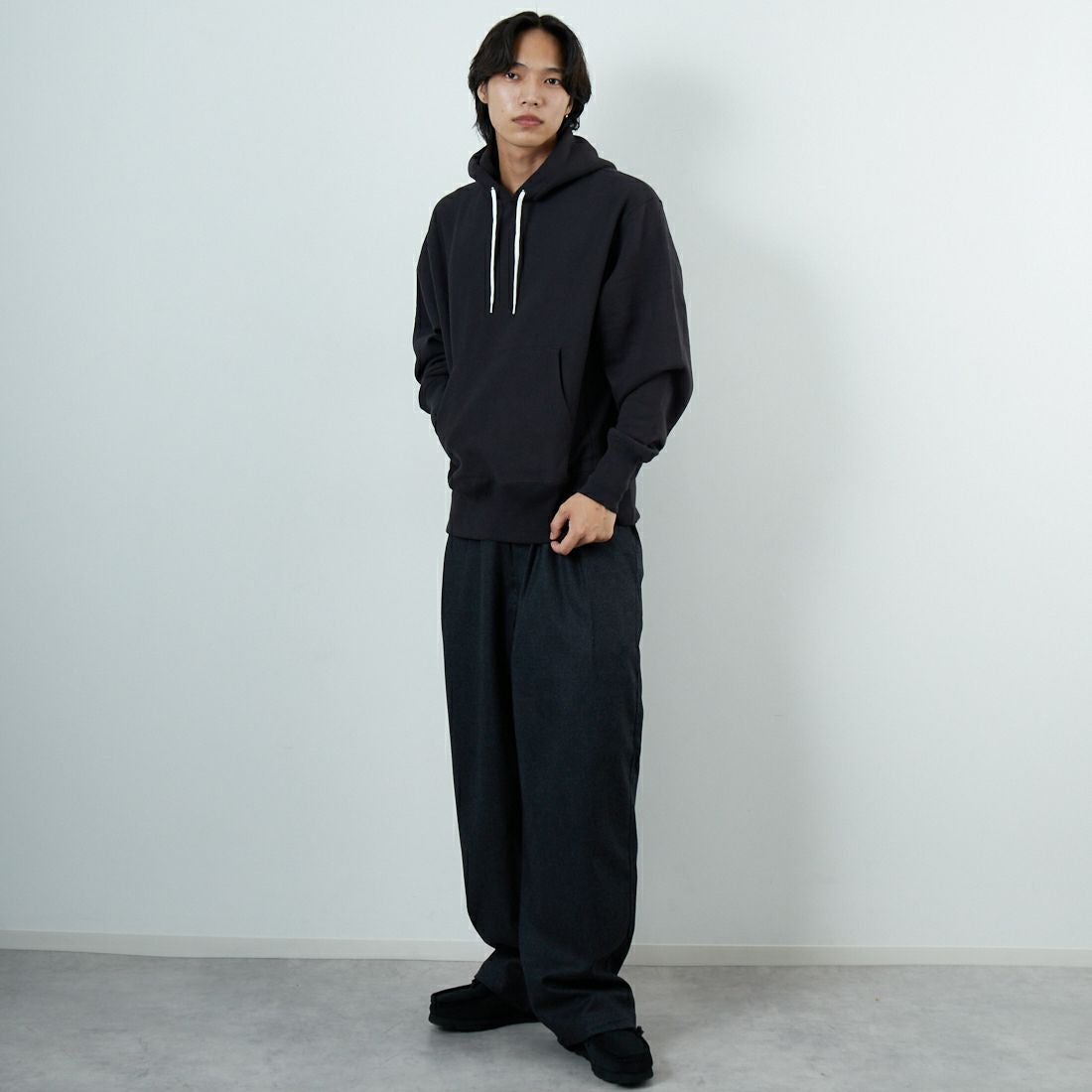 Health knit [ヘルスニット] ロッカーウェイト スウェットフーディ [HR25F-M152] INK BLACK &&モデル身長：179cm 着用サイズ：M&&