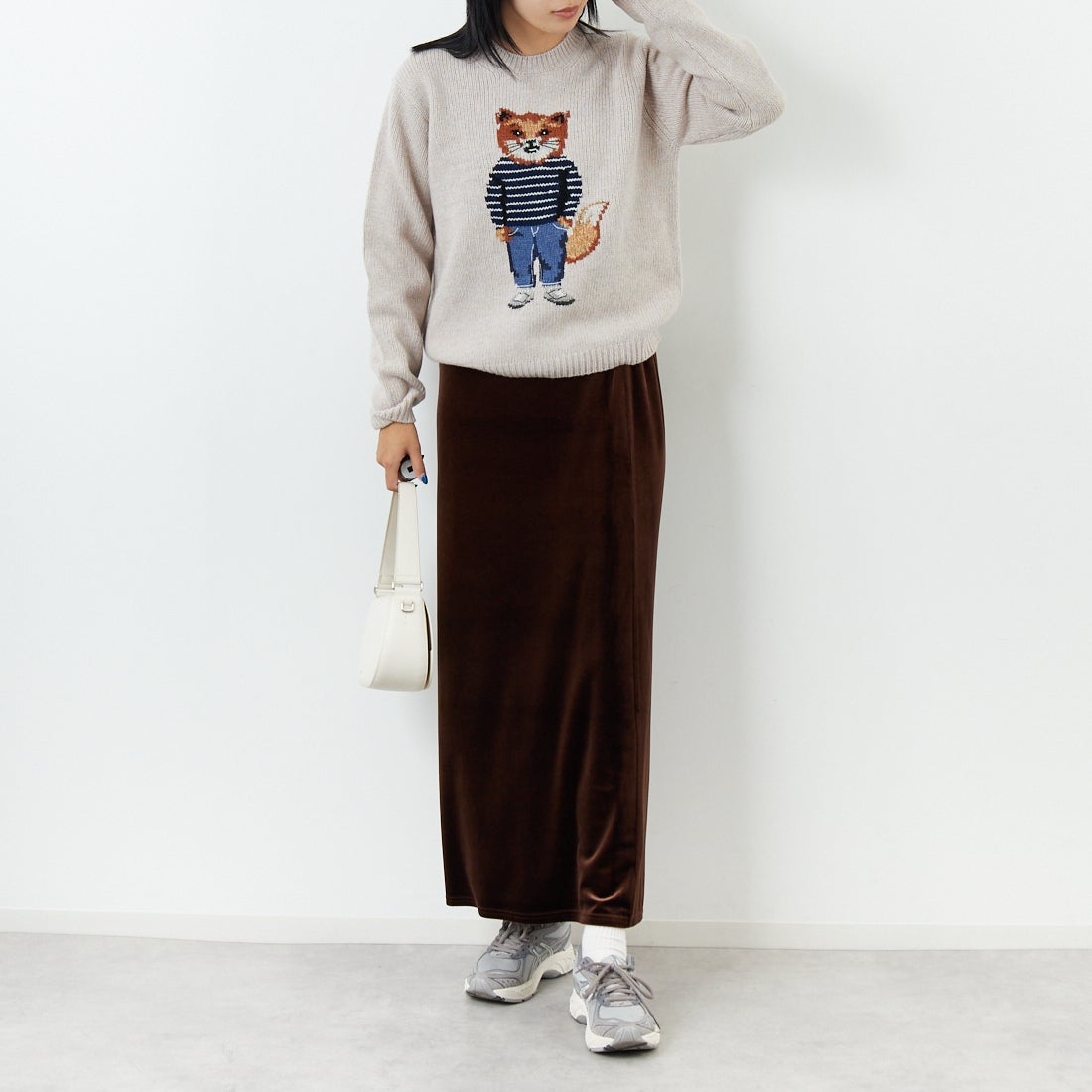 MAISON KITSUNE [メゾン キツネ] ドレスドフォックス インターシャウールジャンパー [PW00812KH0002] 0382 P.WHI &&モデル身長：167cm 着用サイズ：S&&