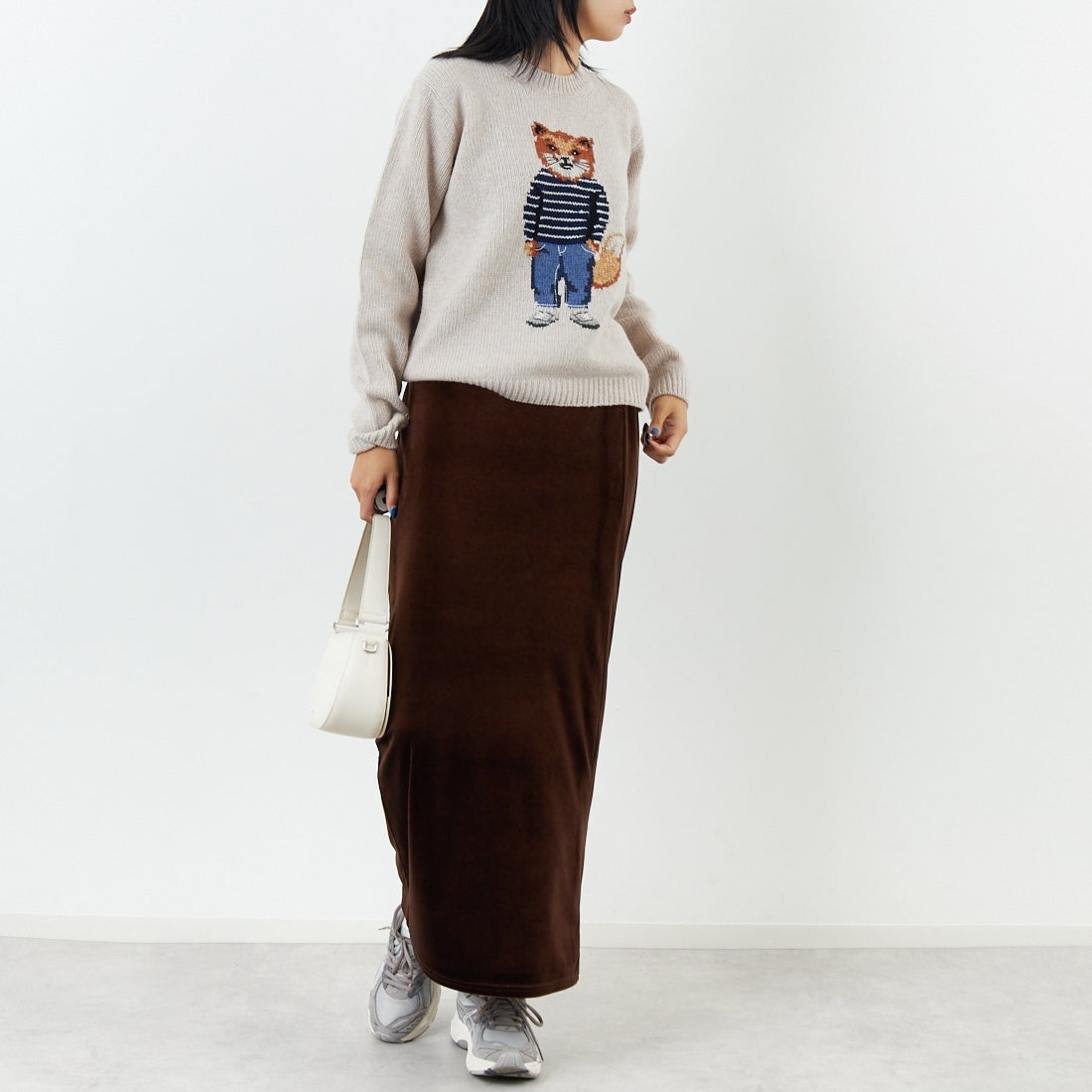 MAISON KITSUNE [メゾン キツネ] ドレスドフォックス インターシャウールジャンパー [PW00812KH0002] 0382 P.WHI &&モデル身長：167cm 着用サイズ：S&&
