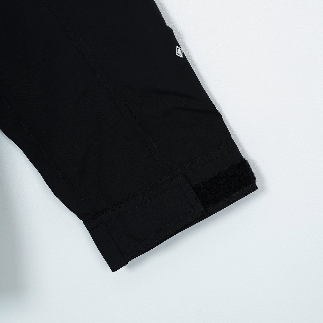 THE NORTH FACE [ザ ノースフェイス] マウンテンライトジャケット [NPW62550] K