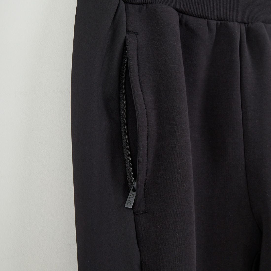 VALENCIANO BY KELME [バレンシアーノ バイ ケレメ] ナイロンミックストラックパンツ [KV24F201] 26 BLACK