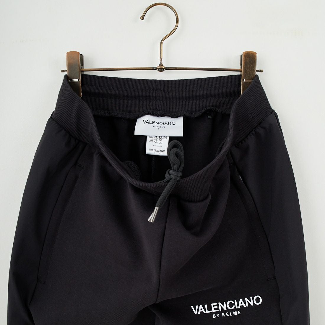 VALENCIANO BY KELME [バレンシアーノ バイ ケレメ] ナイロンミックストラックパンツ [KV24F201] 26 BLACK