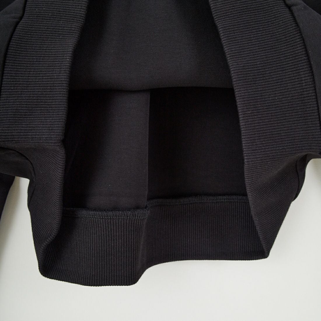 VALENCIANO BY KELME [バレンシアーノ バイ ケレメ] クルーネックスウェット [KV24F204] 26 BLACK