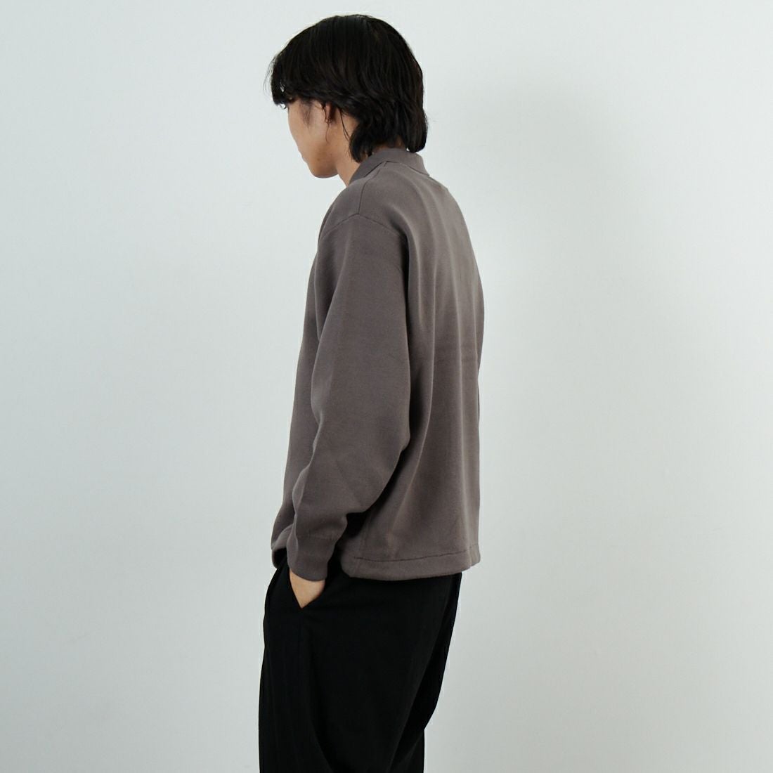 SLICK [スリック] スウェットライク ドローストリングポロニット [5151028] 500 BROWN &&モデル身長：179cm 着用サイズ：1&&