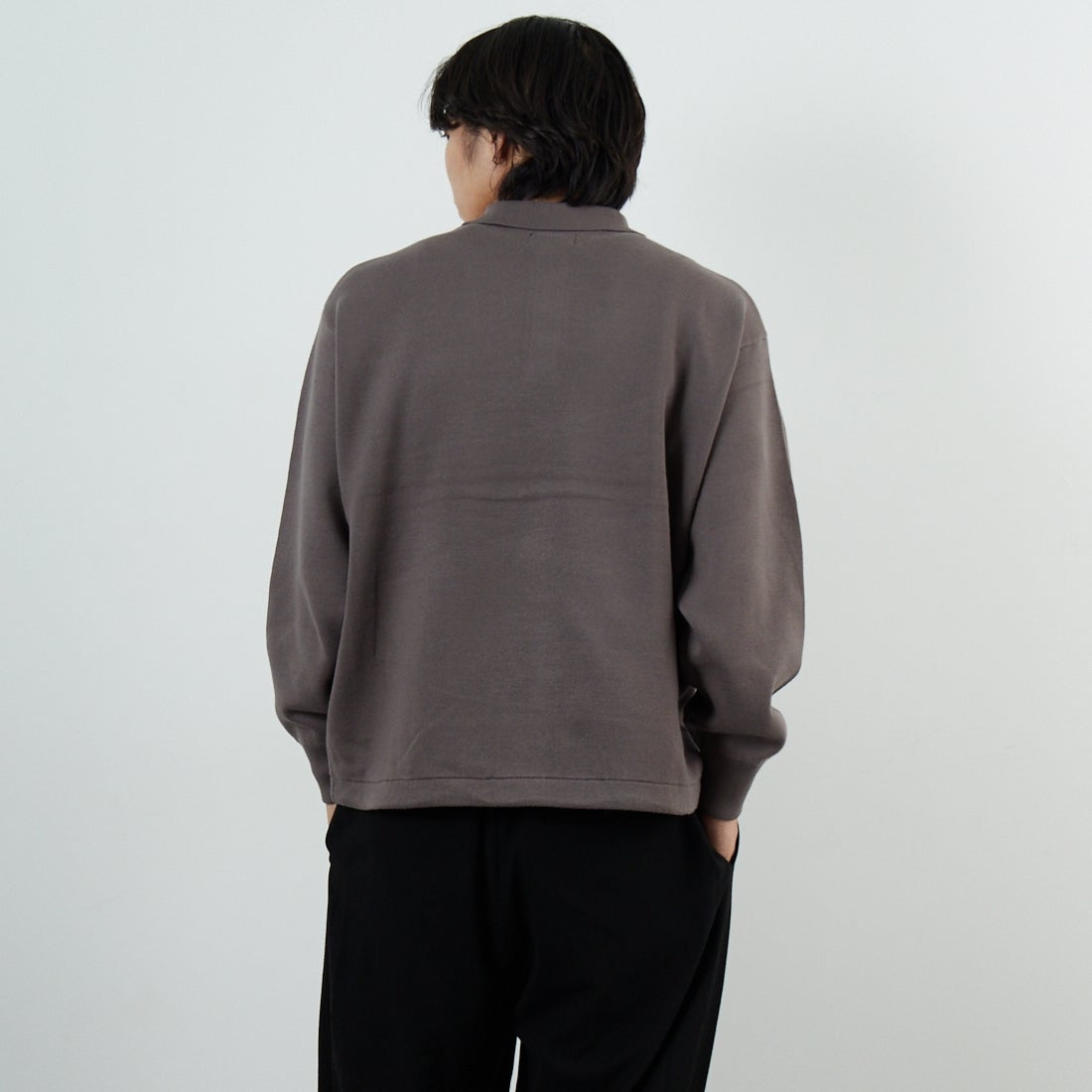 SLICK [スリック] スウェットライク ドローストリングポロニット [5151028] 500 BROWN &&モデル身長：179cm 着用サイズ：1&&