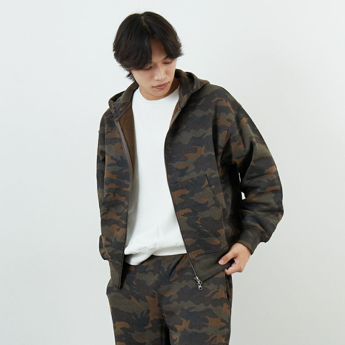 430 WOODLA&&モデル身長：179cm 着用サイズ：1&&