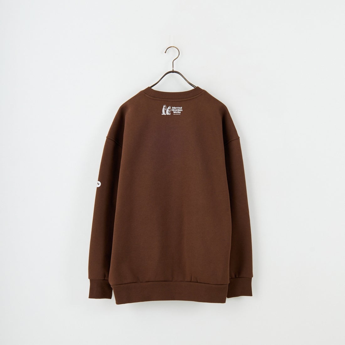 Marmot [マーモット] 別注 ブランド刺繍ロゴ クルーネックスウェット [MTFW25USW364IN-JF] BROWN