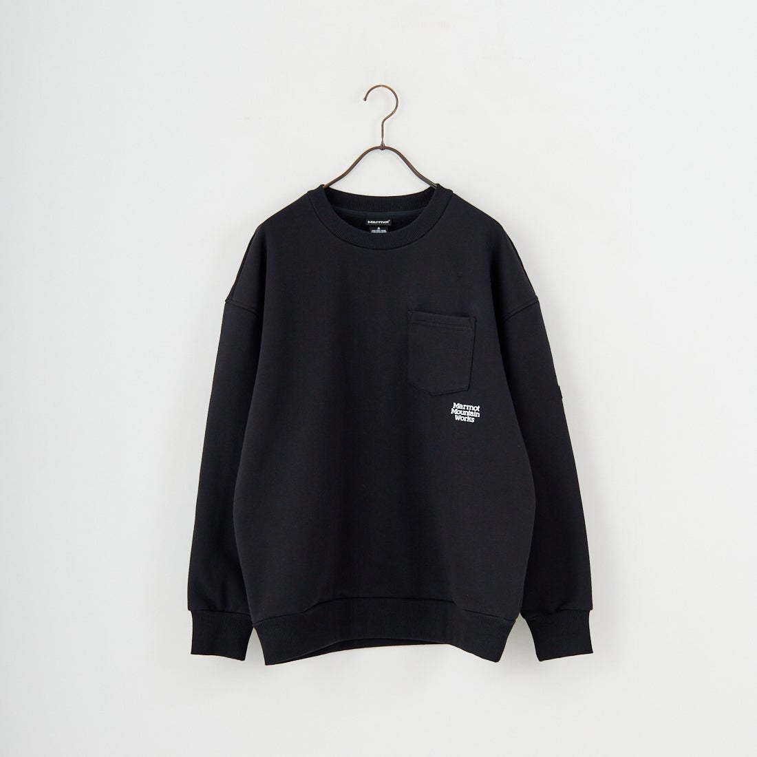 Marmot [マーモット] 別注 ワンポイントロゴ ポケットスウェット [MTFW25USW361IN-JF] BLACK
