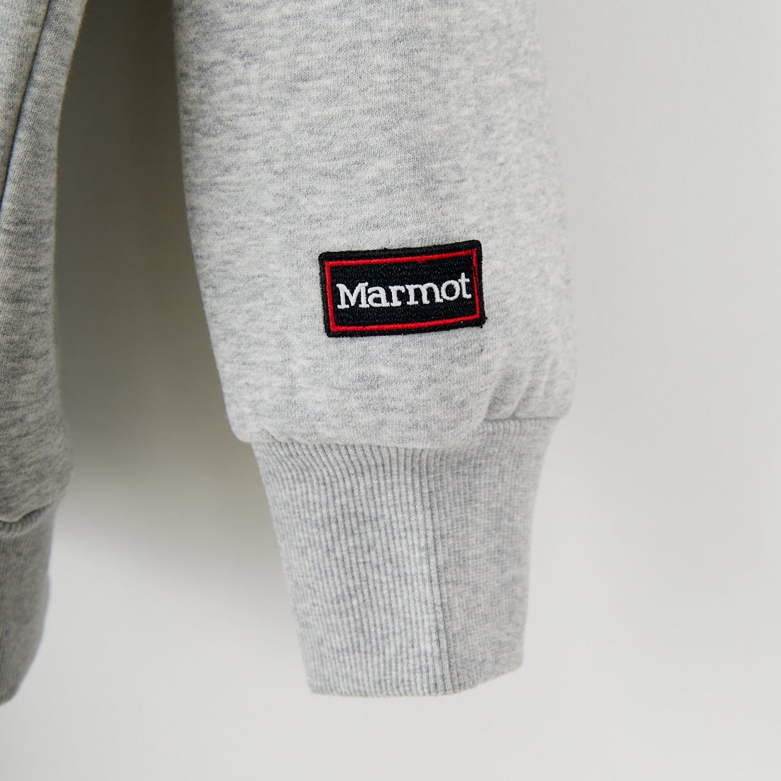 Marmot [マーモット] 別注 ヒストリーロゴ バックプリントスウェット [MTFW25USW363IN-JF] TOP GRAY