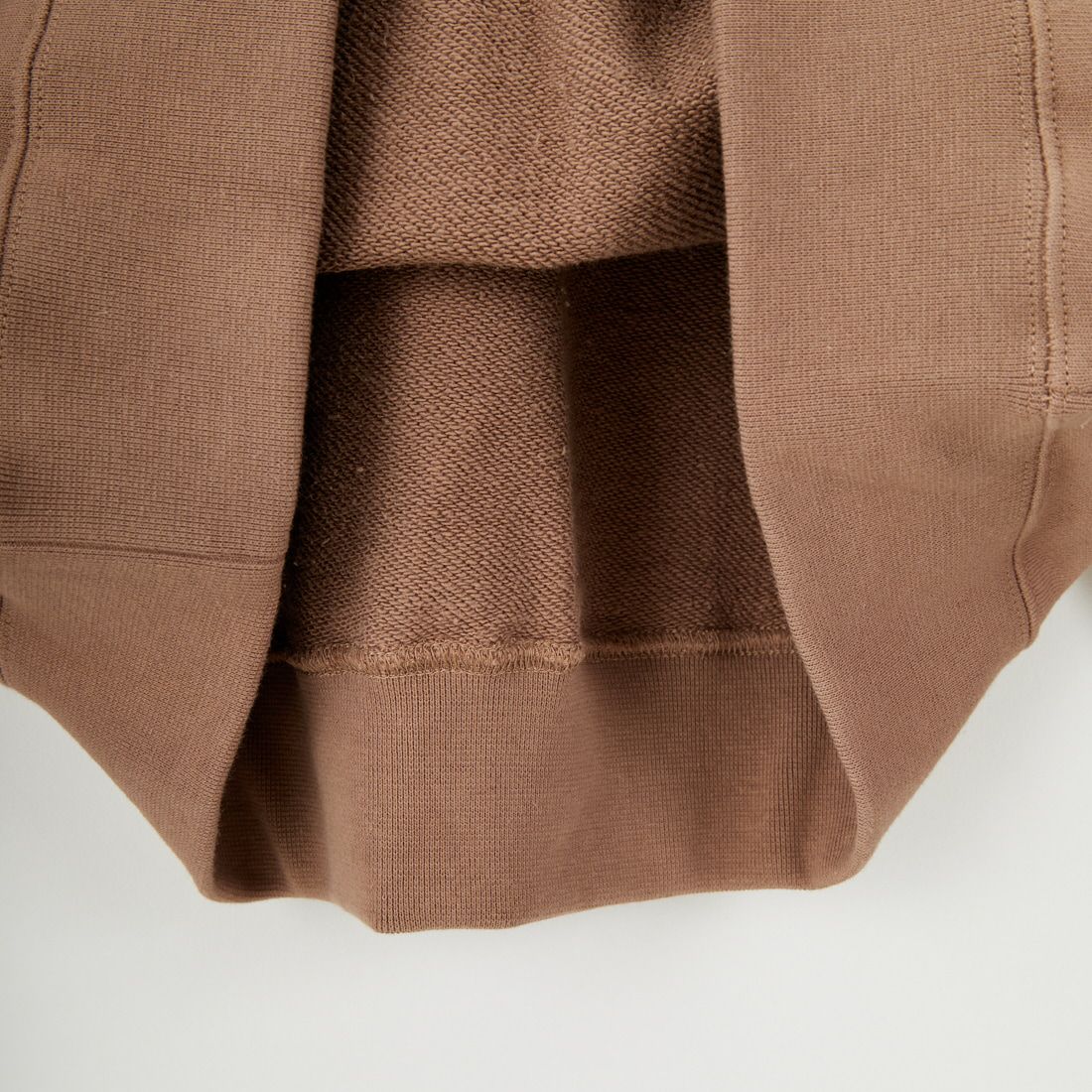 VALENCIANO BY KELME [バレンシアーノ バイ ケレメ] ロングスリーブ クルーネックスウェット [KV25F605] 31 BROWN