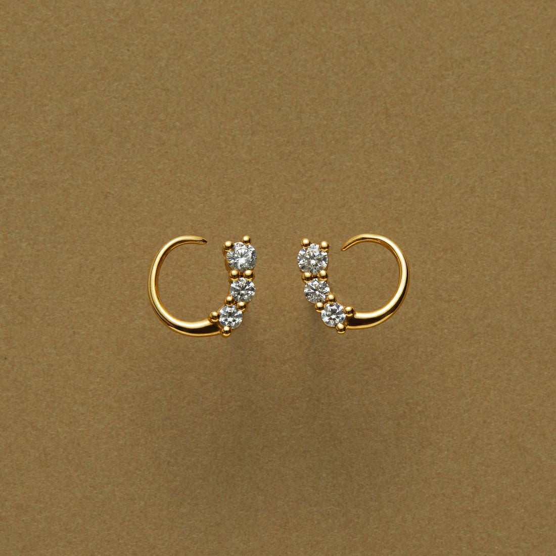 Baqless [バックレス] オネスティ ツイスト ゴールド ピアス [CZ-TW-YG] GOLD