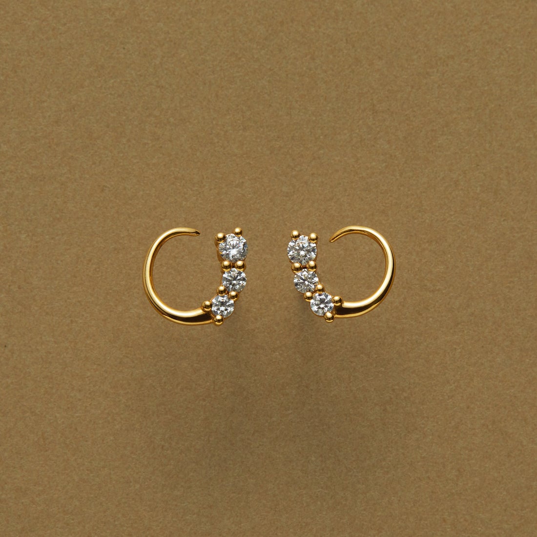 Baqless [バックレス] オネスティ ツイスト ゴールド ピアス [CZ-TW-YG] GOLD