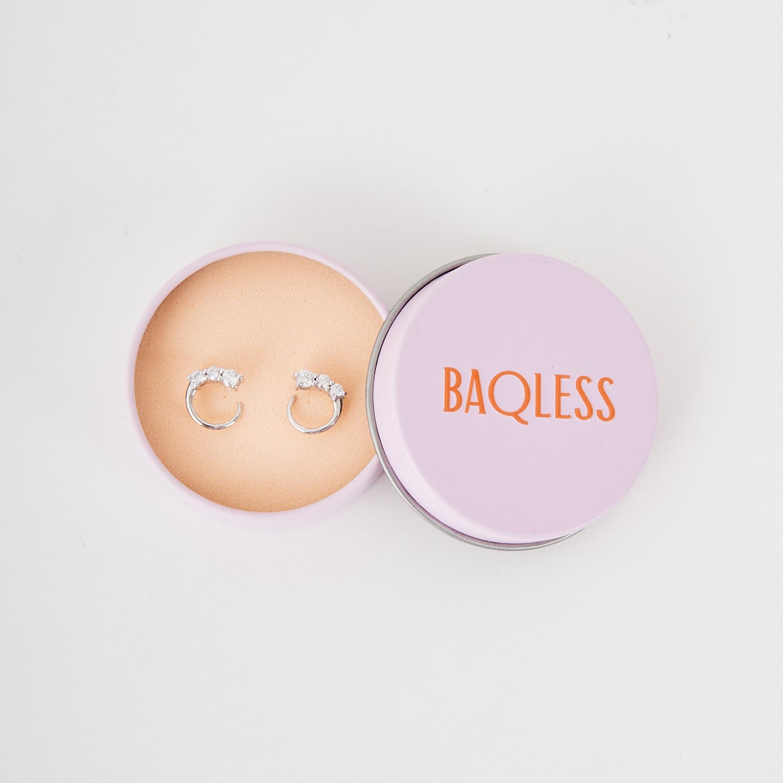 Baqless [バックレス] オネスティ ツイスト シルバー ピアス [CZ-TW-SV] SILVER