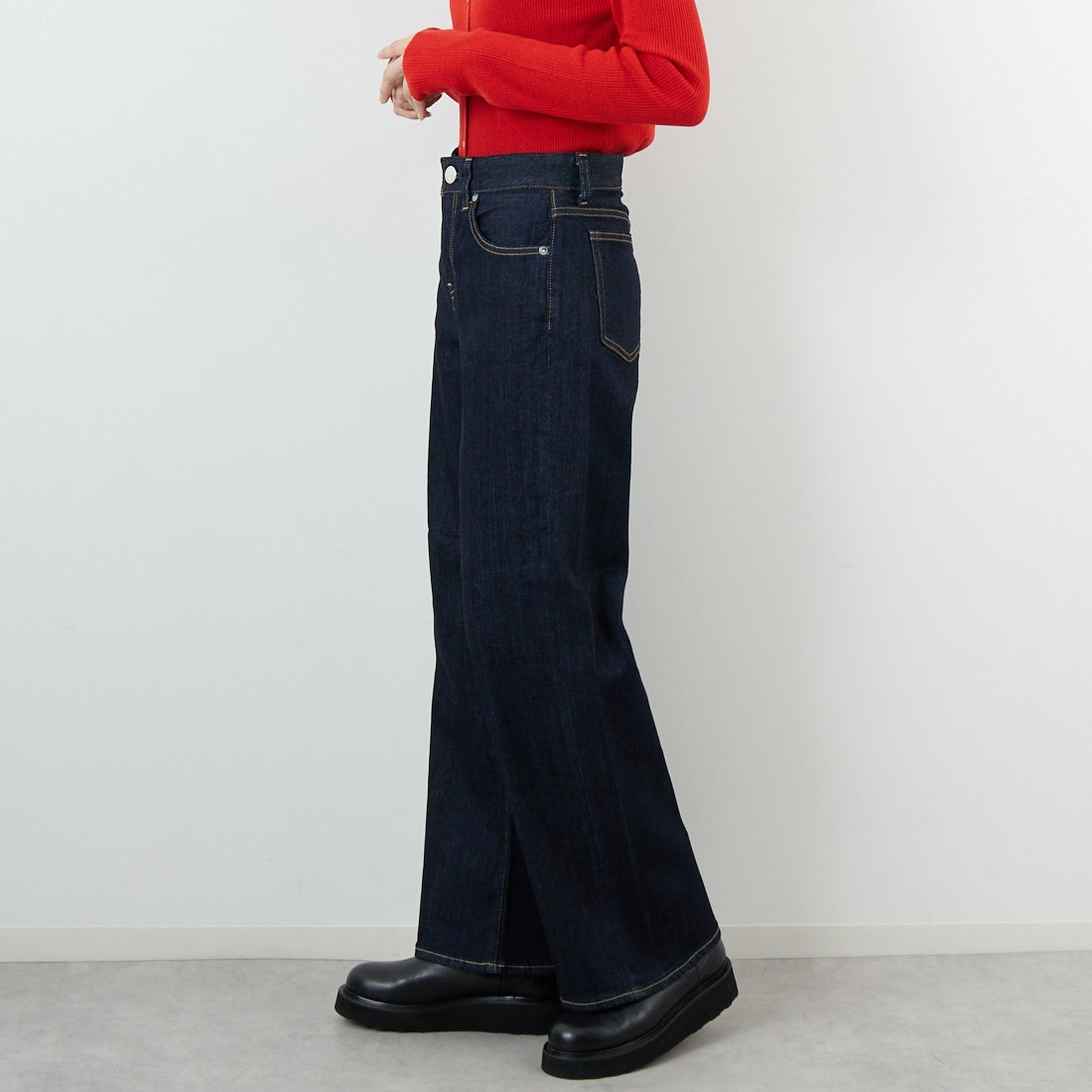 RED CARD TOKYO [レッドカード トーキョー] 35th Anniversary ワイドデニムパンツ [26W10101RNS] RINSE &&モデル身長：162cm 着用サイズ：22&&