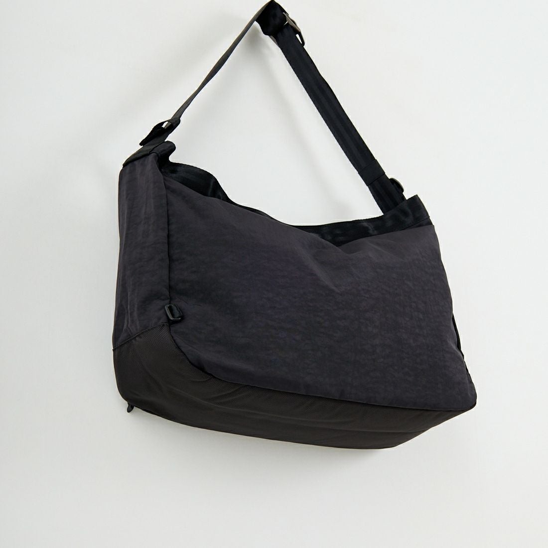 CHROME [クローム] ニュースペーパー メッセンジャーバッグ [JP197] BKCK