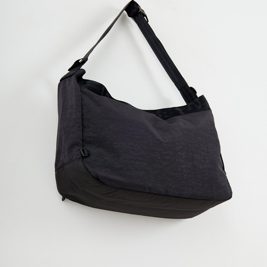 CHROME [クローム] ニュースペーパー メッセンジャーバッグ [JP197] BKCK