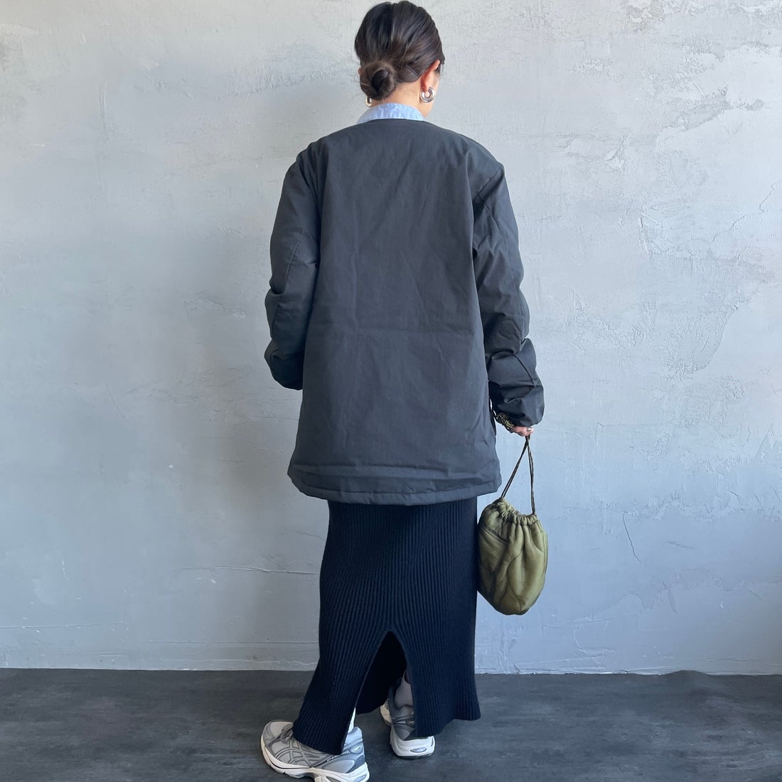 NANGA [ナンガ] ヒノックリップストップインナーダウンカーディガン [ND2441-1M300] BLK &&モデル身長：150cm 着用サイズ：S&&