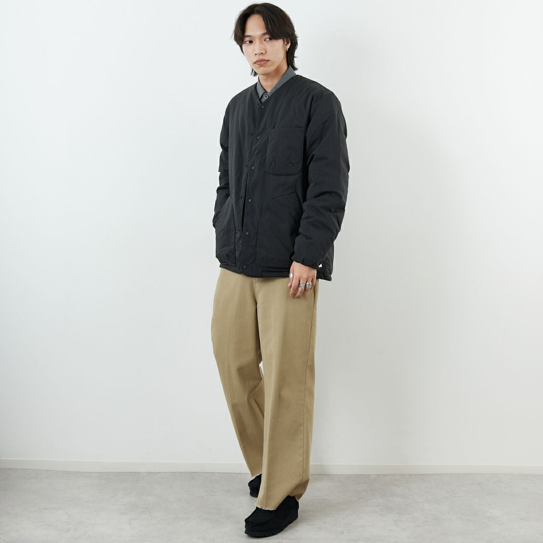 NANGA [ナンガ] ヒノックリップストップインナーダウンカーディガン [ND2441-1M300] BLK &&モデル身長：179cm 着用サイズ：L&&