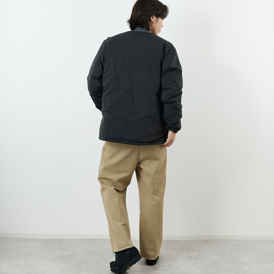 NANGA [ナンガ] ヒノックリップストップインナーダウンカーディガン [ND2441-1M300] BLK &&モデル身長：179cm 着用サイズ：L&&