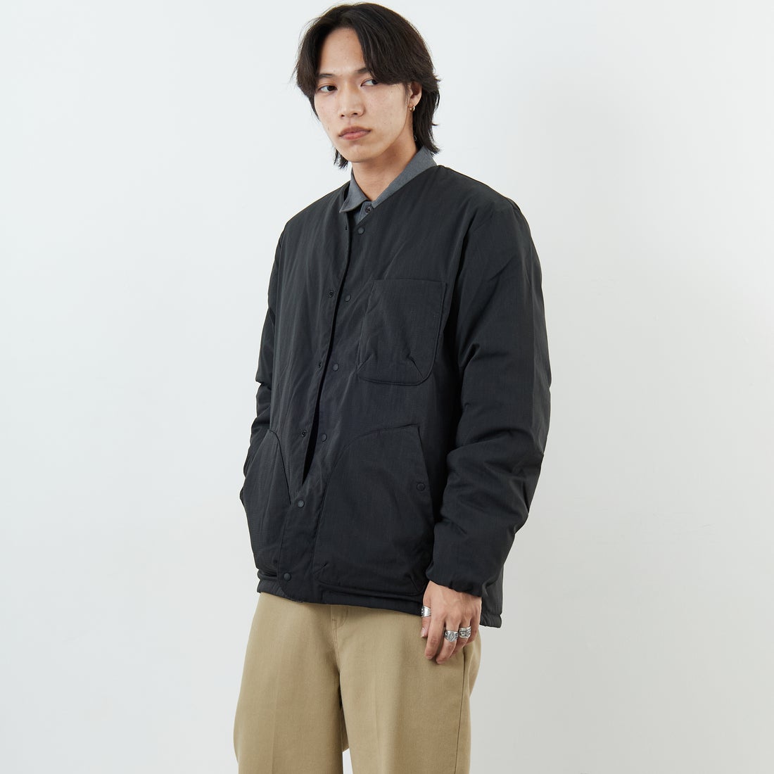 NANGA [ナンガ] ヒノックリップストップインナーダウンカーディガン [ND2441-1M300] BLK &&モデル身長：179cm 着用サイズ：L&&