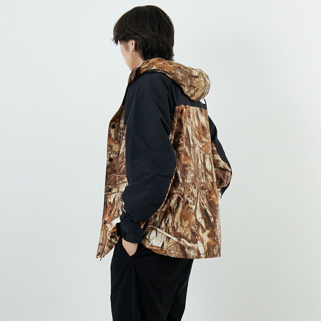 THE NORTH FACE [ザ ノースフェイス] ノベルティマウンテンライトジャケット [NP62551] FF &&モデル身長：179cm 着用サイズ：M&&