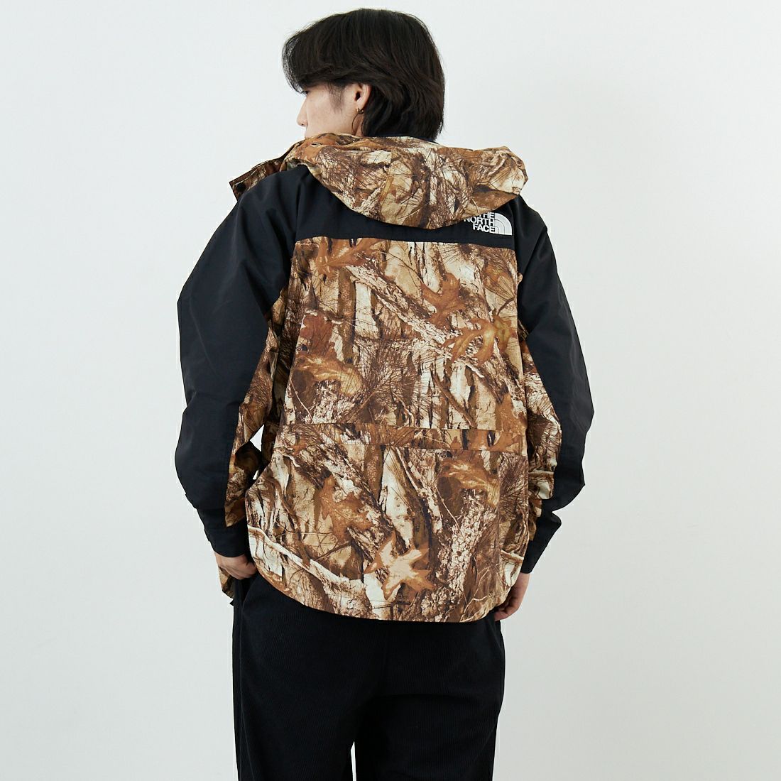 THE NORTH FACE [ザ ノースフェイス] ノベルティマウンテンライトジャケット [NP62551] FF &&モデル身長：179cm 着用サイズ：M&&