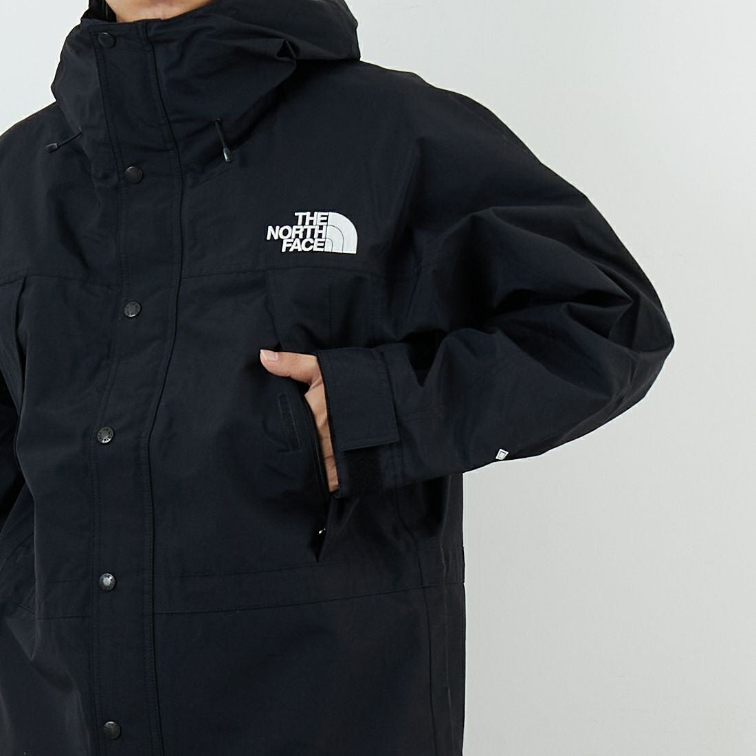 THE NORTH FACE [ザ ノースフェイス] マウンテンライトジャケット [NP62550] K &&モデル身長：179cm 着用サイズ：M&&