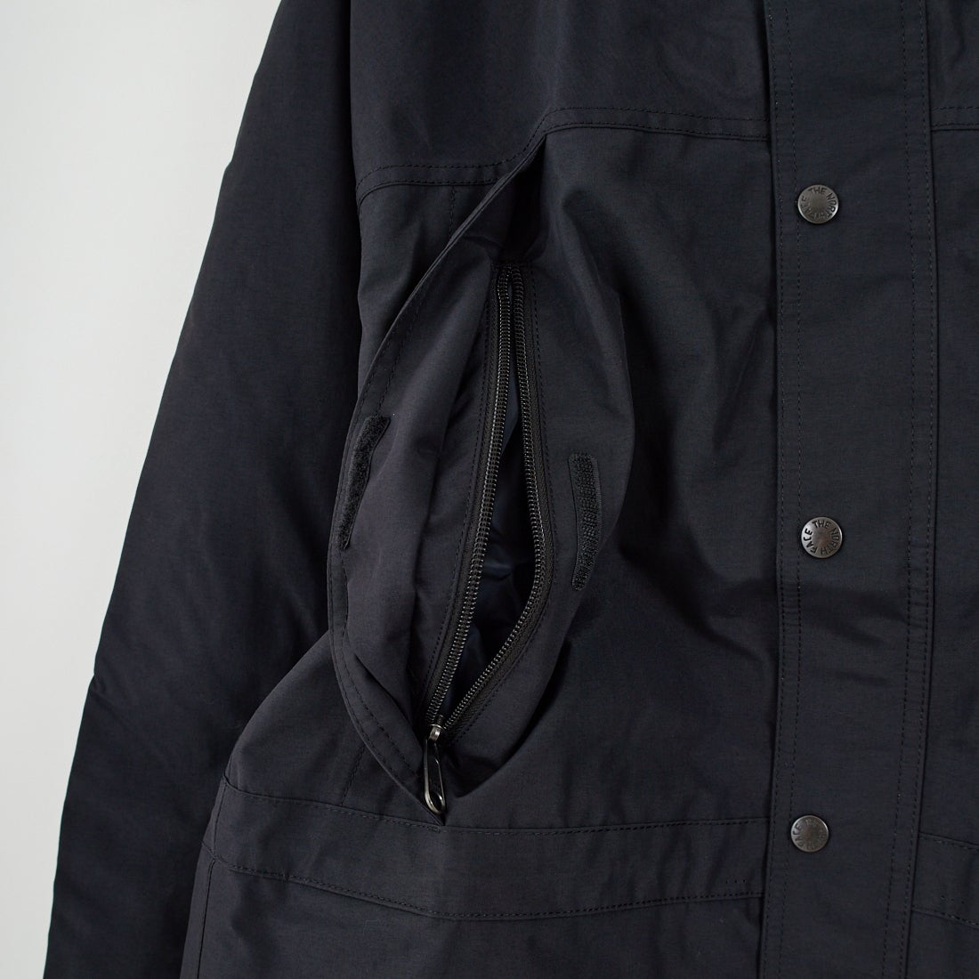 THE NORTH FACE [ザ ノースフェイス] マウンテンライトジャケット [NP62550] K