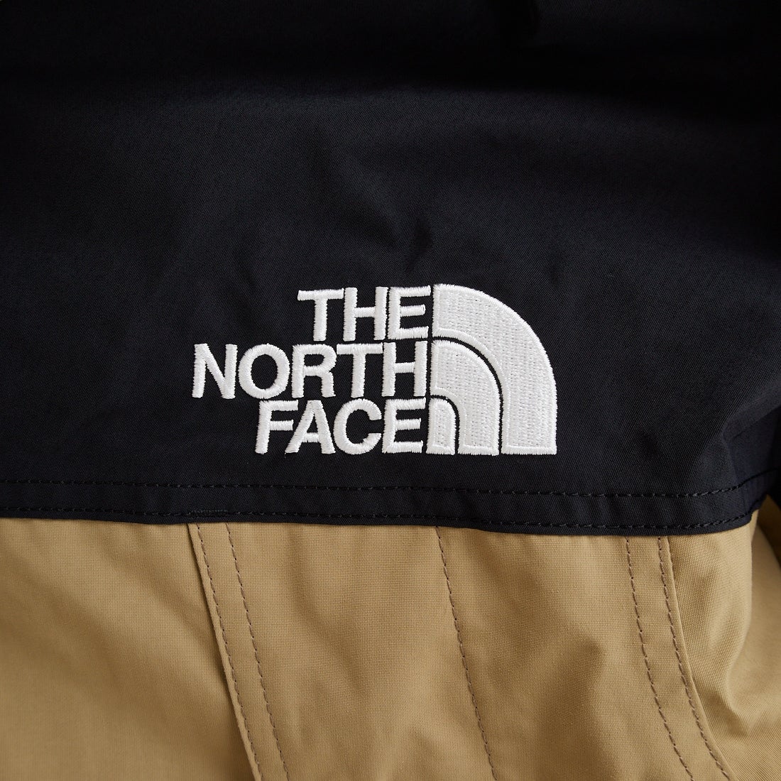 THE NORTH FACE [ザ ノースフェイス] マウンテンライトジャケット [NP62550] CK