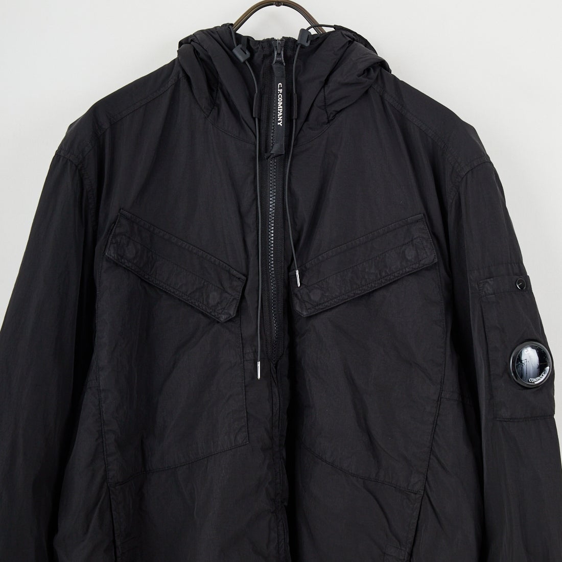 C.P.COMPANY [シーピーカンパニー] Chrome-R フーデッドジップオーバーシャツ [19CMOS084A] 999 BLACK