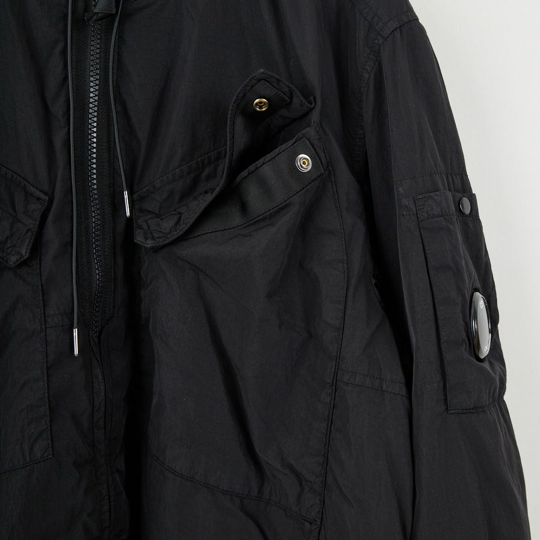 C.P.COMPANY [シーピーカンパニー] Chrome-R フーデッドジップオーバーシャツ [19CMOS084A] 999 BLACK