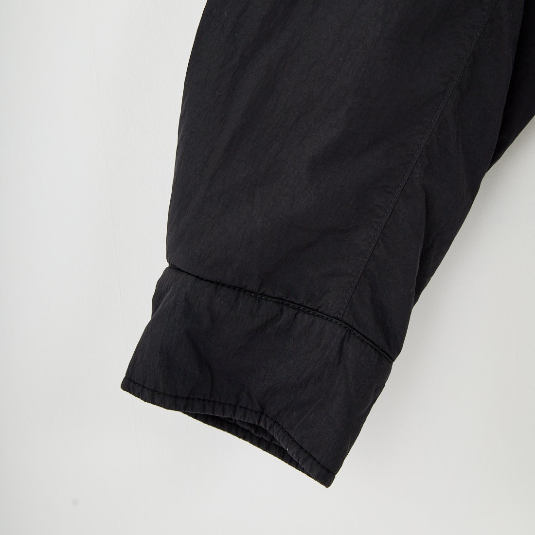 C.P.COMPANY [シーピーカンパニー] Chrome-R フーデッドジップオーバーシャツ [19CMOS084A] 999 BLACK