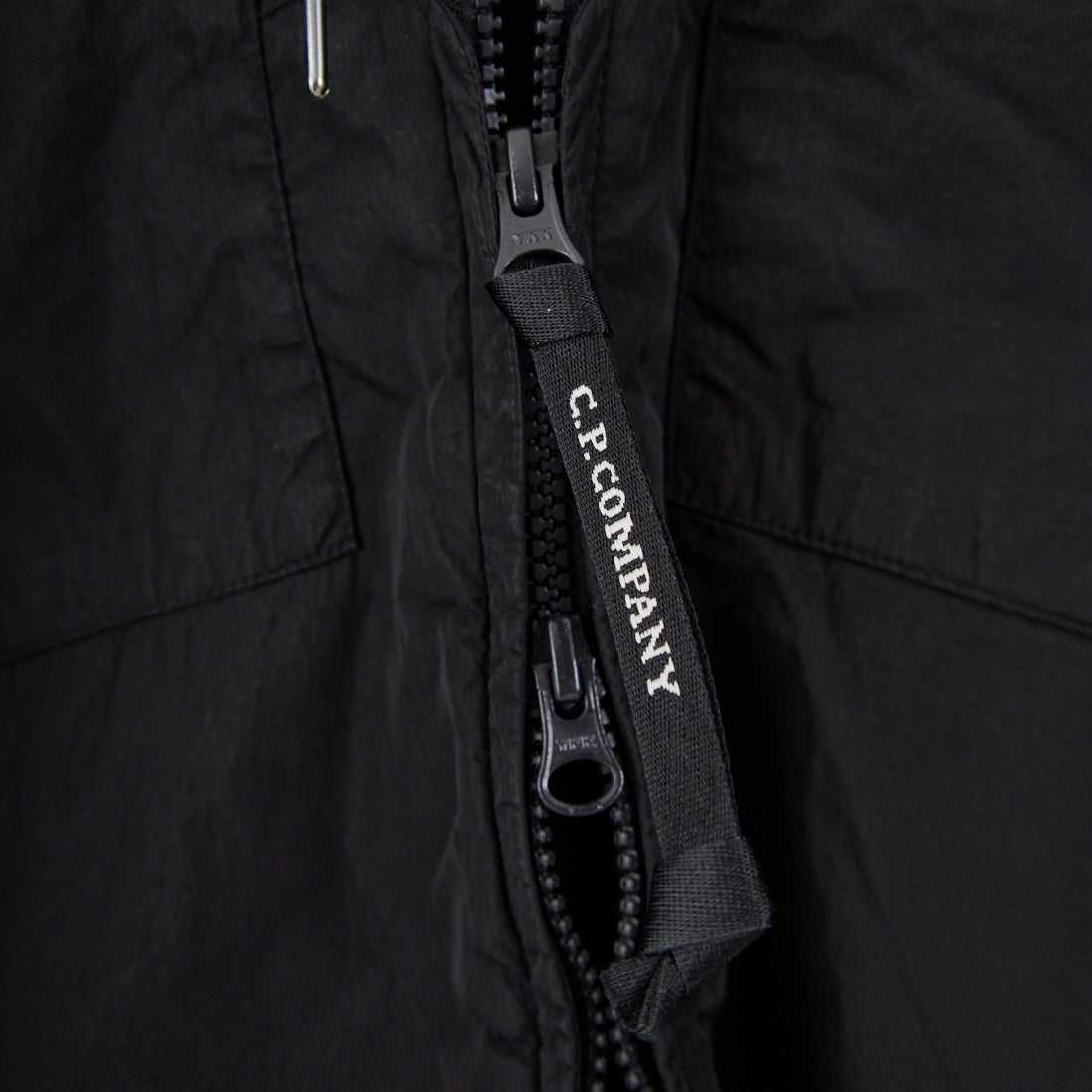 C.P.COMPANY [シーピーカンパニー] Chrome-R フーデッドジップオーバーシャツ [19CMOS084A] 999 BLACK