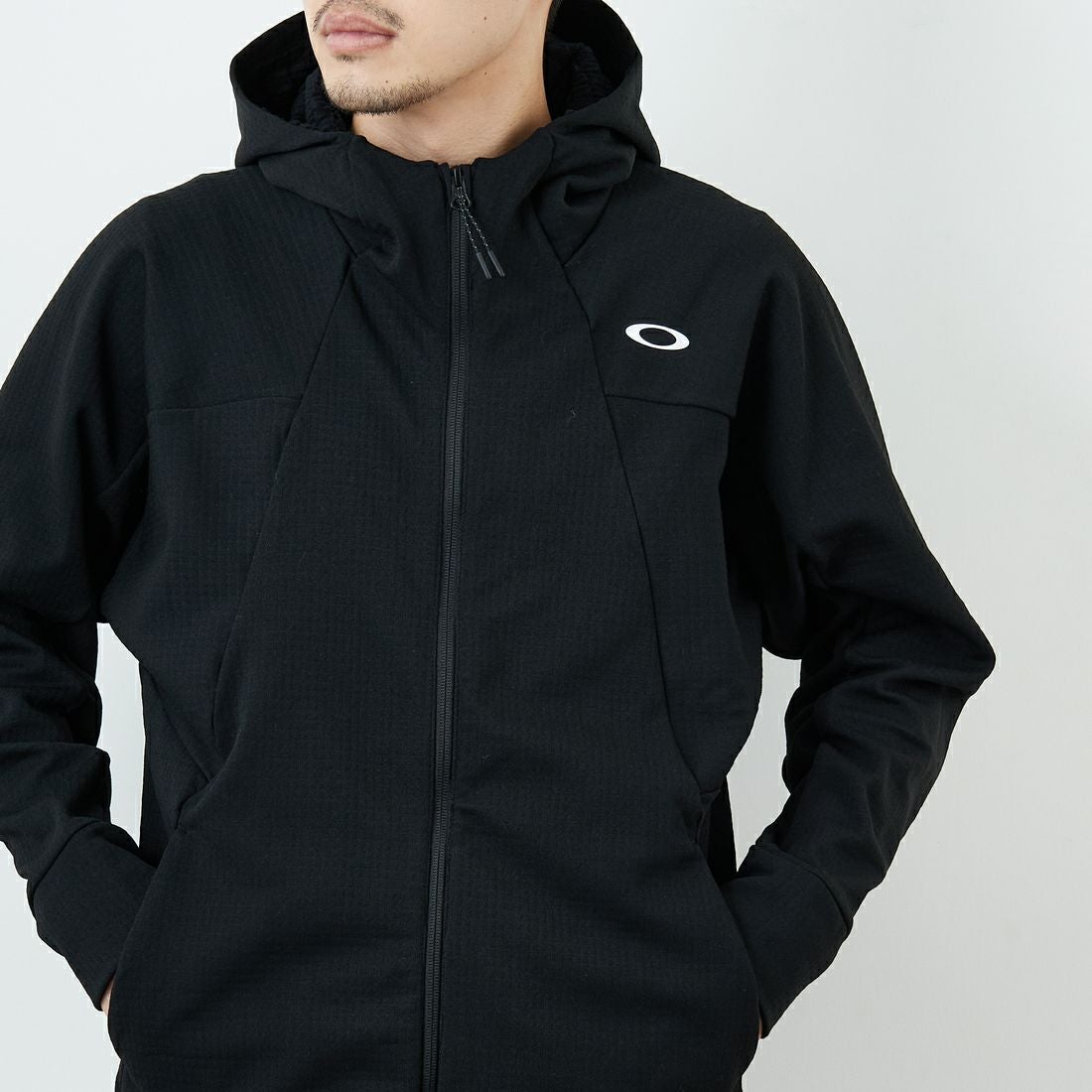 OAKLEY [オークリー] エンハンスグリッド フリースジャケット [FOA408211] 02E BLACKO &&モデル身長：168cm 着用サイズ：S&&