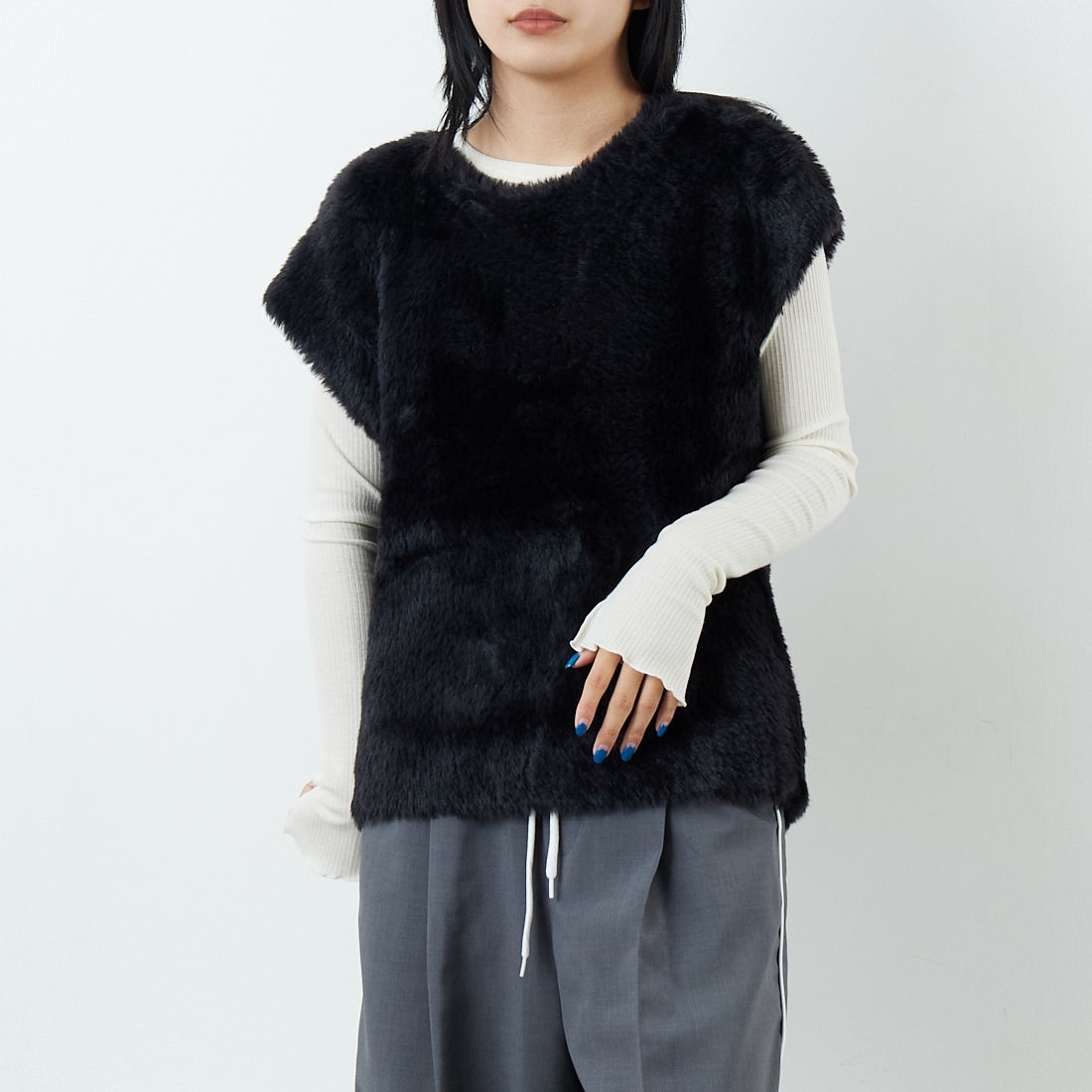 CHIGNON フリル ノースリーブ ニット ベスト シニヨン フリンジ