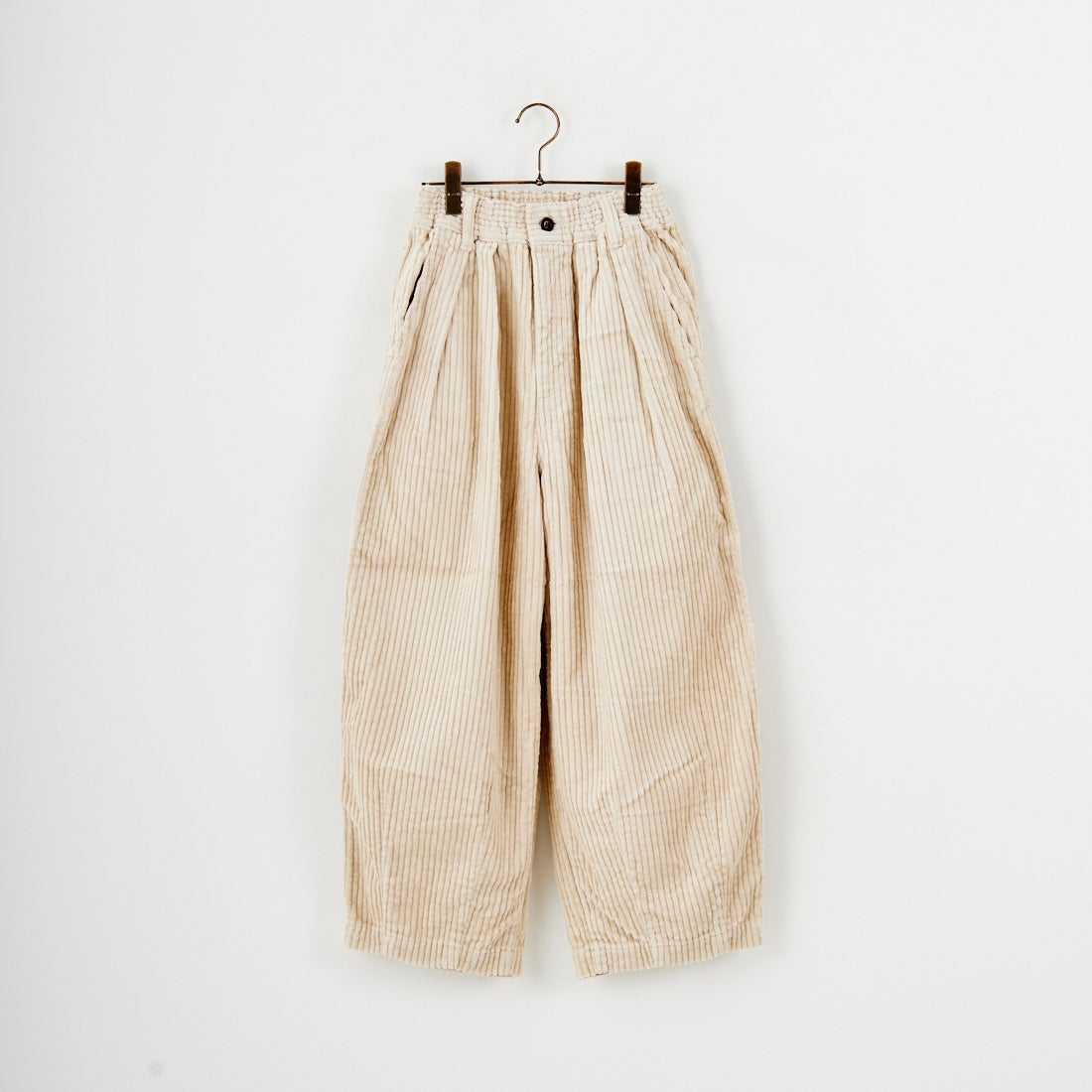 HARVESTY [ハーベスティ] ビッグコーデュロイサーカスパンツ [A12522] 31 IVORY